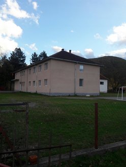 Osnovna škola Donja Ržanica zgrada.jpg